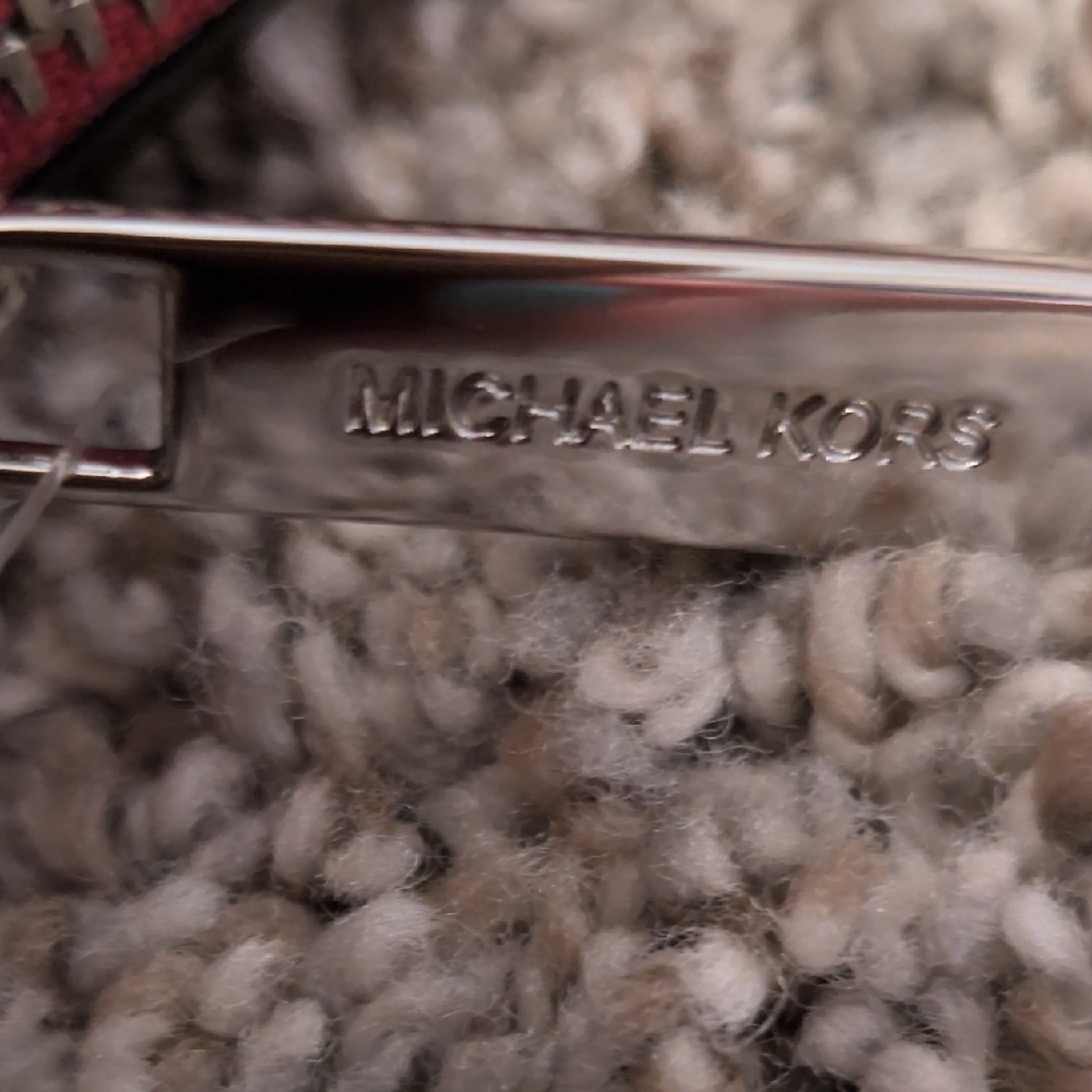 Michael Kors Fuchsia Quilted Wallet - Picture 6 of 12